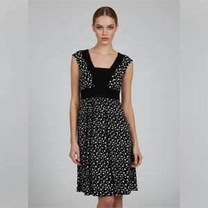 Everyone needs a polka dot dress 😊